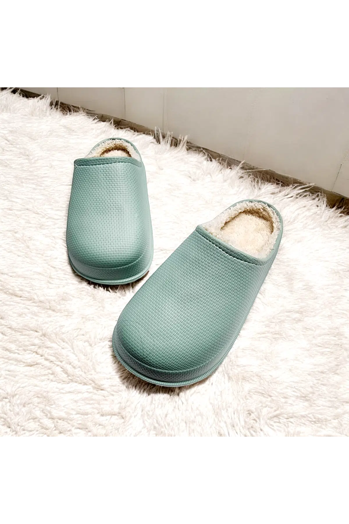 Akınalbella İçi Kürklü Kışlık Kadın Ev Terliği - PASTEL YEŞİL