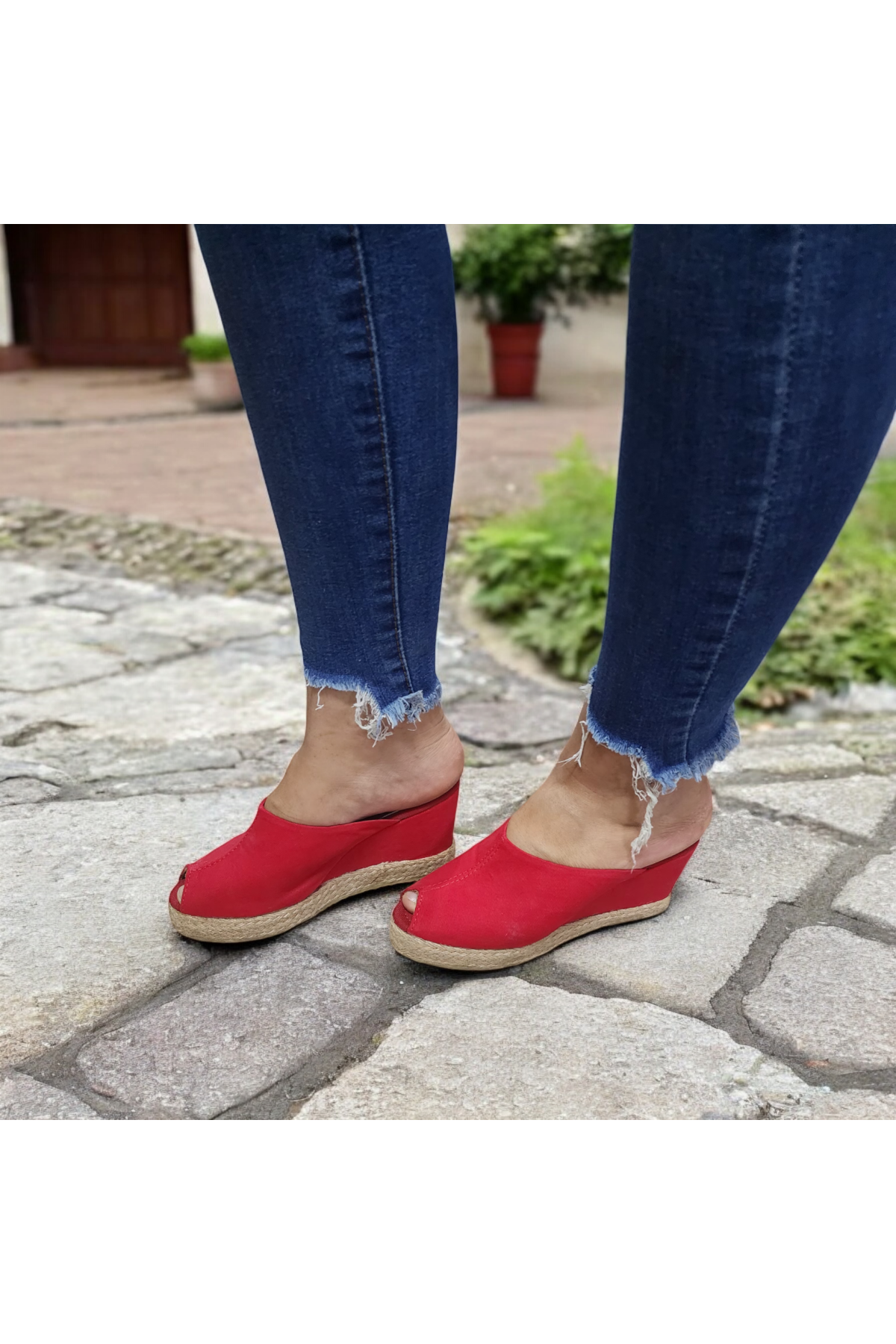 Kadın Günlük Yüksek Topuk Hasır Keten Burnu Açık Terlik 8 Cm Kadın Günlük Yüksek Topuk Hasır Keten Burnu Açık Terlik 8 Cm